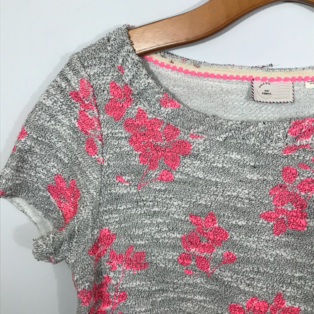 ⭐️ANTHROPOLOGIE flowered top